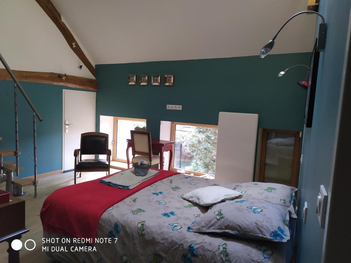 Bed and Breakfast Le Nid D'Hirondelles Perthes-en-Gatinais Exterior foto